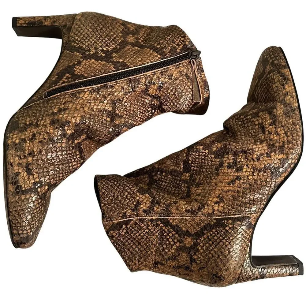 Free People Cybill Snake Print Leather Ankle Boots‎ Size 7.5